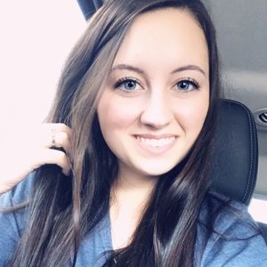 Meet your Posher, Sabrina